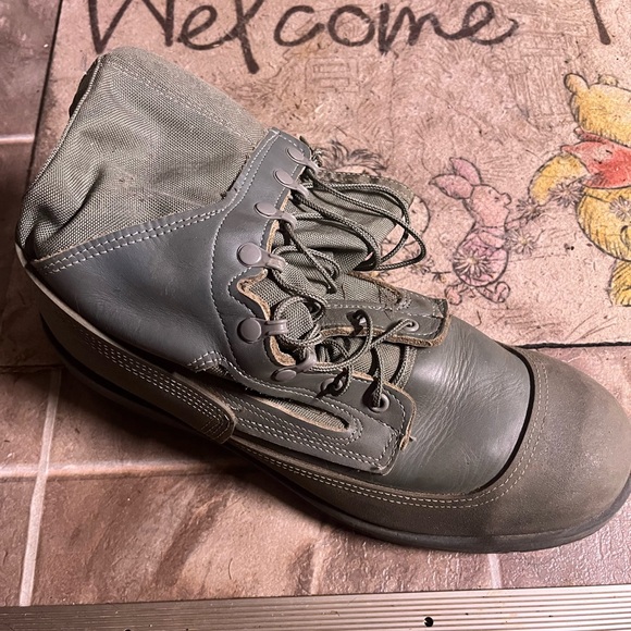 Men’s size 12 steel to combat boots - Picture 3 of 4
